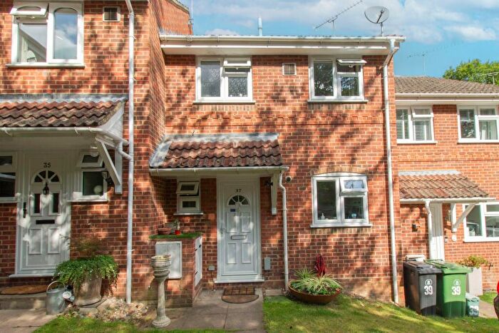 3 Bedroom Terraced House To Rent In Albert Road, Bagshot, GU19
