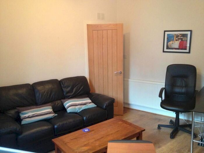 1 Bedroom Flat To Rent In F Baker St, Aberdeen, AB25