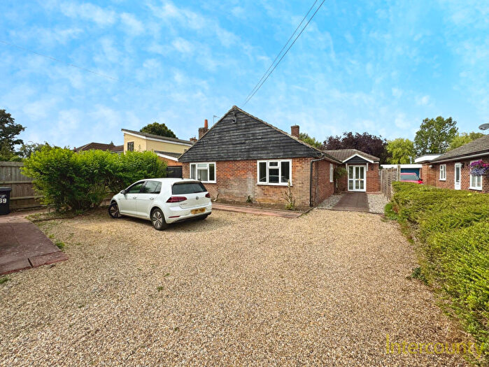 4 Bedroom Bungalow To Rent In Walden Road, Sewards End, Saffron Walden, Essex, CB10