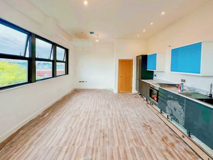 1 Bedroom Apartment To Rent In Waterside House, Waterside North, Lincoln, LN2