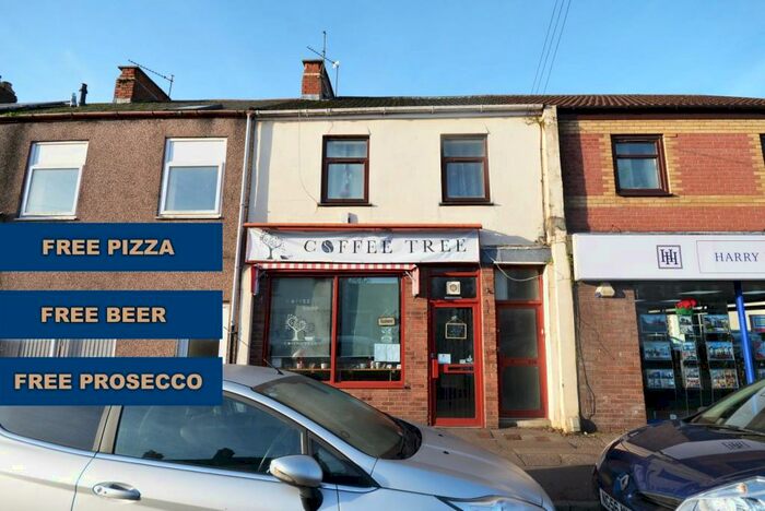 3 Bedroom Private Hall To Rent In Cathays Terrace, Cathays, Cardiff, CF24