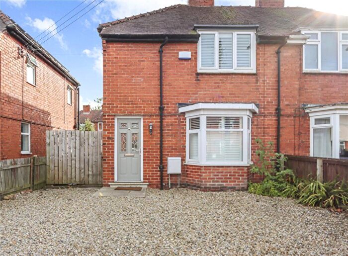 3 Bedroom Semi-Detached House To Rent In Park House Road, Durham, DH1