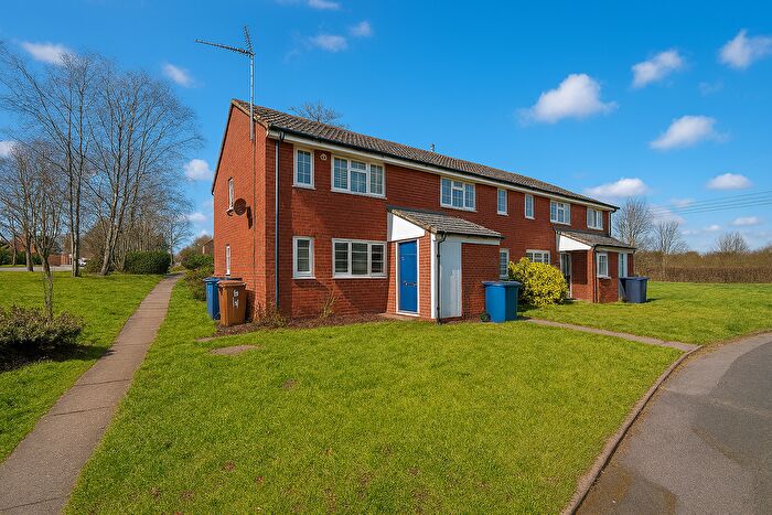 1 Bedroom Flat To Rent In Maybank Close, Lichfield, WS14