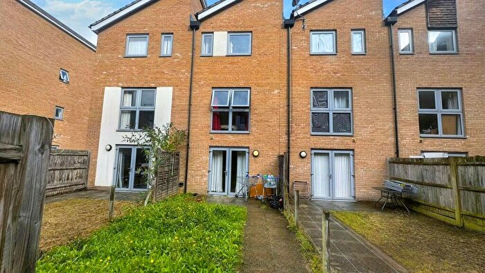3 Bedroom Town House To Rent In Hawkins Road, Colchester, Essex, CO2