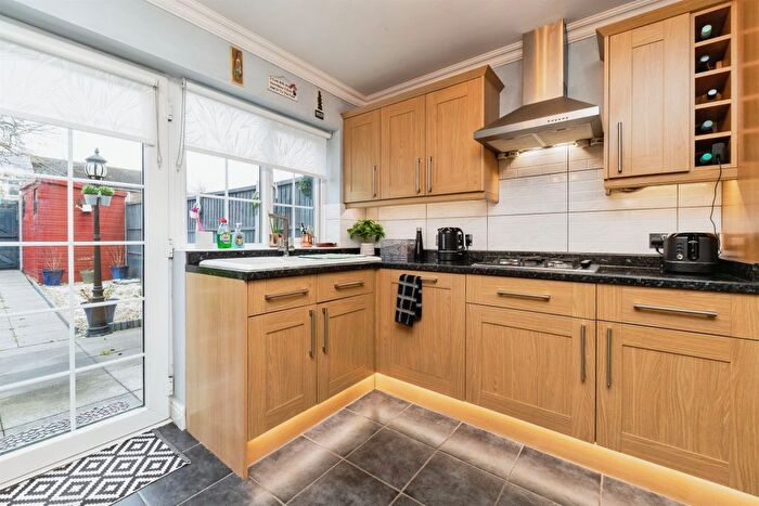 3 Bedroom Terraced House For Sale In Upper Maylins, Letchworth Garden City, SG6