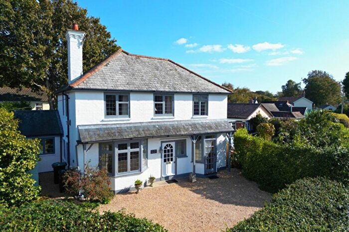 4 Bedroom Detached House For Sale In West Lane, Everton, Lymington, Hampshire., SO41