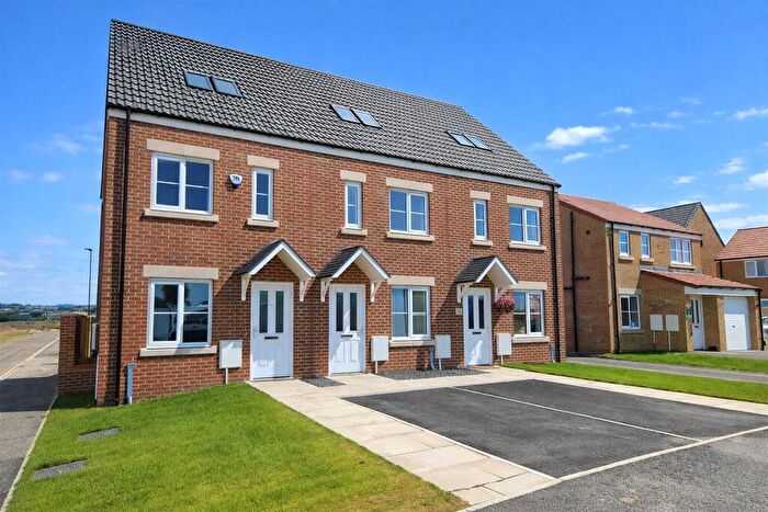 3 Bedroom End Of Terrace House For Sale In Runnymede Way, Northallerton, North Yorkshire, DL6