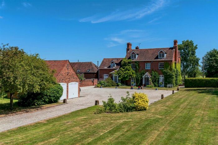 5 Bedroom Detached House For Sale In Oddingley, Droitwich, Worcestershire, WR9