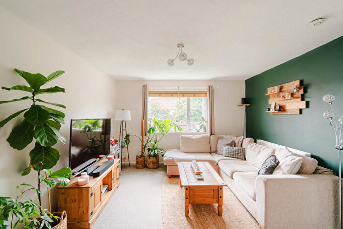 3 Bedroom House For Sale In Grasmere Close, Bristol, BS10