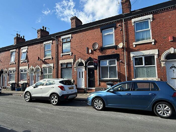 4 Bedroom Terraced House For Sale In Guildford Street, Stoke-On-Trent, ST4