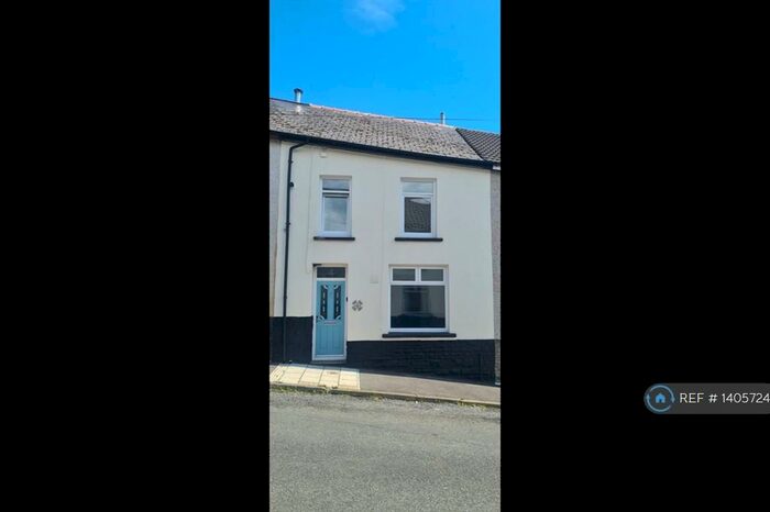 3 Bedroom Terraced House To Rent In St Mary Street, Treharris, CF46