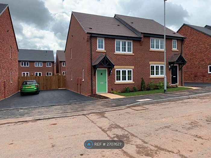 3 Bedroom Semi-Detached House To Rent In Caterham Crescent, Streethay, Lichfield, WS13