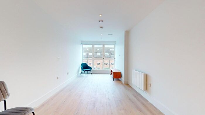 Studio To Rent In Beverley Way, New Malden, SW20