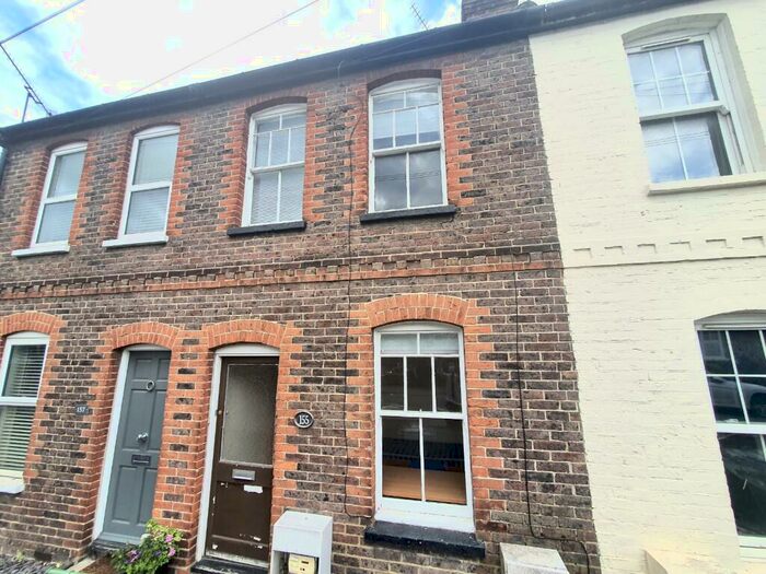 2 Bedroom House To Rent In Walnut Tree Close, Guildford, GU1
