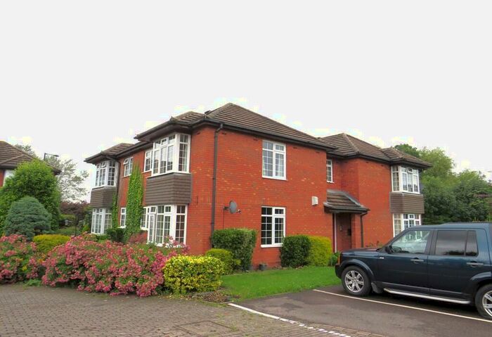 Studio To Rent In Oaklands Croft, Sutton Coldfield, B76