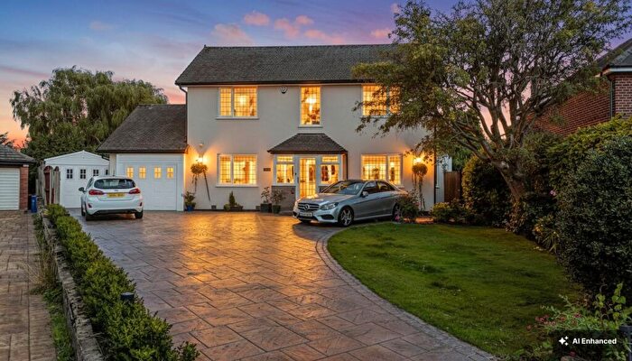 4 Bedroom Detached House For Sale In Langley Avenue, Hazel Grove, SK7