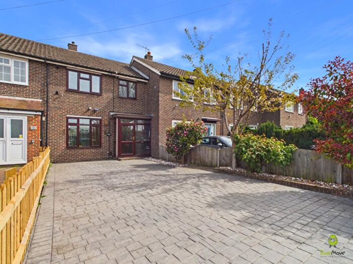 3 Bedroom Terraced House For Sale In Church Manorway, London, SE2