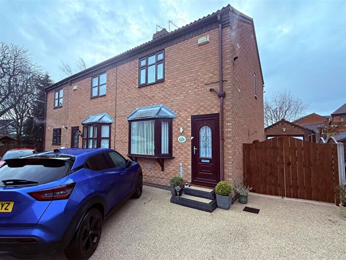 2 Bedroom Semi-Detached House For Sale In Elm Avenue, Burstwick, Hull, HU12