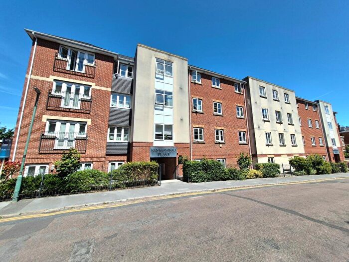1 Bedroom Flat For Sale In - Norwich Avenue West, Bournemouth, Dorset, BH2