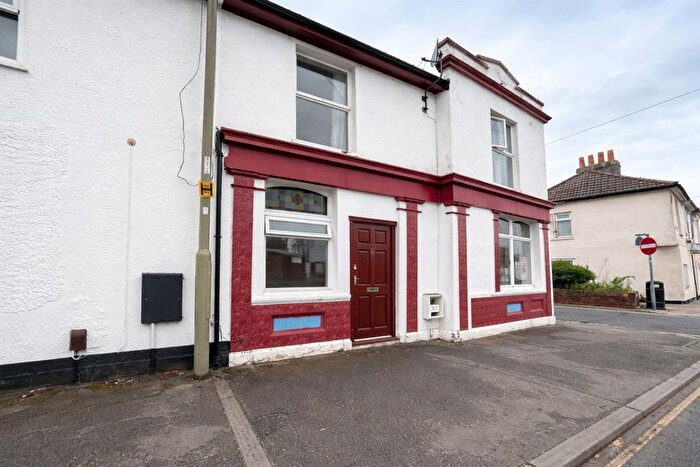 2 Bedroom Terraced House To Rent In Forton Road, Gosport, PO12