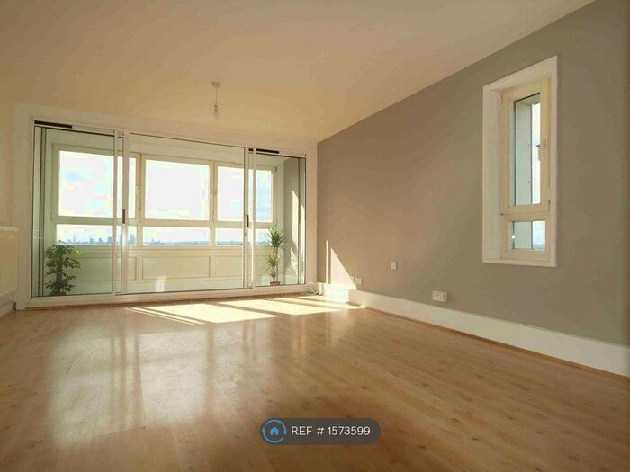 2 Bedroom Flat To Rent In Glyndon Road, London, SE18