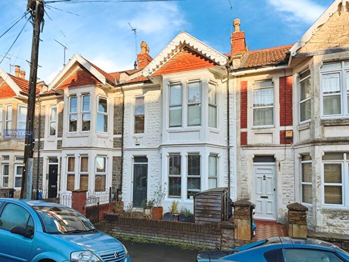 3 Bedroom Terraced House For Sale In Somerset Road, Bristol, BS4