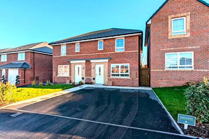 3 Bedroom Semi-Detached House To Rent In Asgard Avenue, Mansfield, Nottinghamshire, NG20