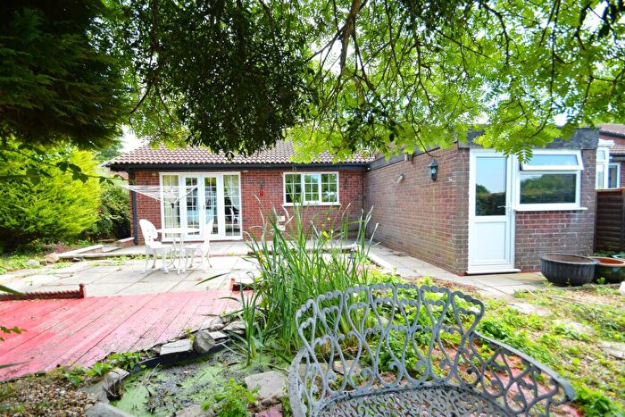 2 Bedroom Bungalow For Sale In Bungalow In Quiet Cul De Sac With Great Views & No Chain, BS10