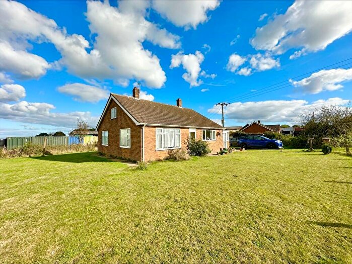 3 Bedroom Detached Bungalow For Sale In Heath Road, Rollesby, NR29