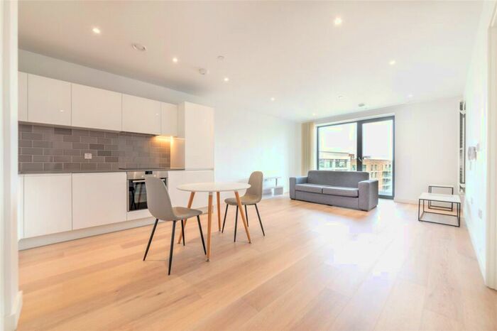 1 Bedroom Apartment To Rent In Flotilla House, Cable Street, Royal Wharf, London, E16