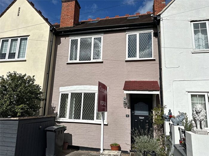 4 Bedroom Terraced House For Sale In Grayham Crescent, New Malden, KT3