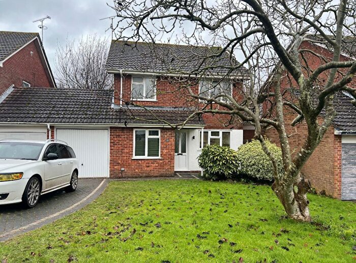 4 Bedroom Detached House To Rent In Hills Road, Steyning, West Sussex, BN44