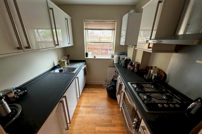 2 Bedroom Flat To Rent In Colwith Road, London, W6
