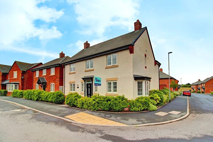 4 Bedroom Detached House For Sale In Thompson Way, Lichfield, WS13