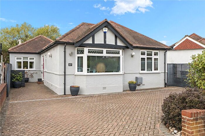 4 Bedroom Bungalow For Sale In Greenfield Avenue, Surbiton, KT5