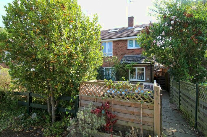 4 Bedroom Semi-Detached House To Rent In Fanshaws Lane, Brickendon, Herts, SG13