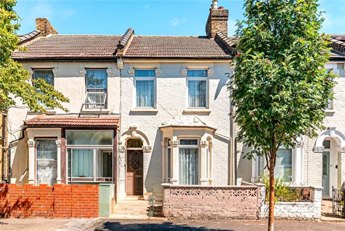 3 Bedroom Terraced House For Sale In Whitney Road, Leyton, London, E10