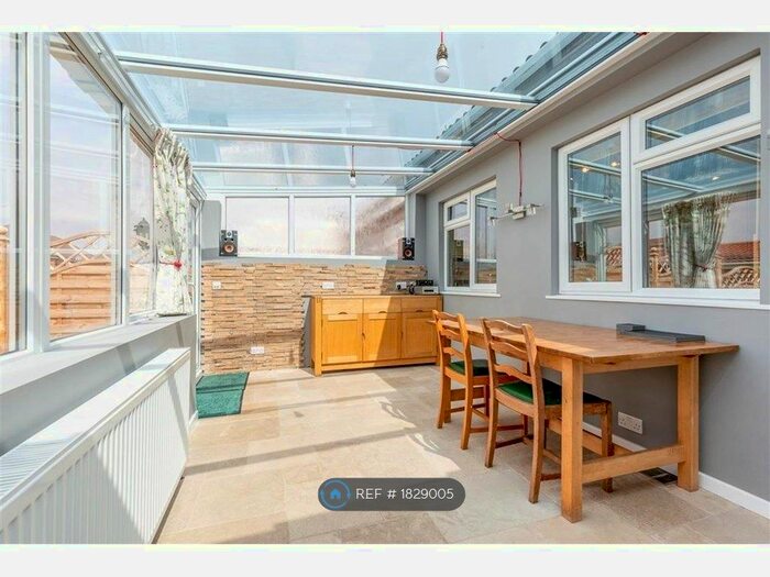 3 Bedroom Terraced House To Rent In South Liberty Lane, Bristol, BS3