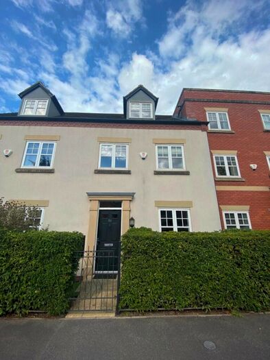 3 Bedroom Town House To Rent In Upton Grange, Chester, CH2