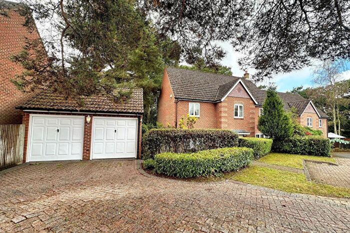 4 Bedroom Detached House For Sale In Verwood, BH31