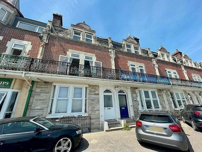 2 Bedroom Maisonette To Rent In Swanage, BH19