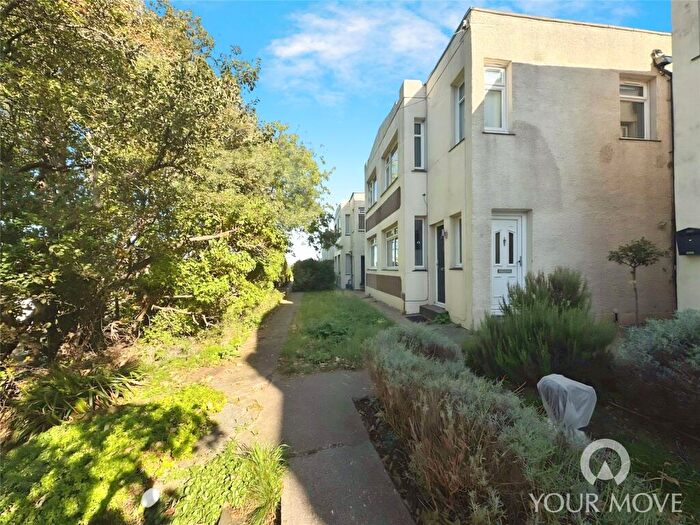 2 Bedroom Maisonette To Rent In Windmill Street, Gravesend, Kent, DA12