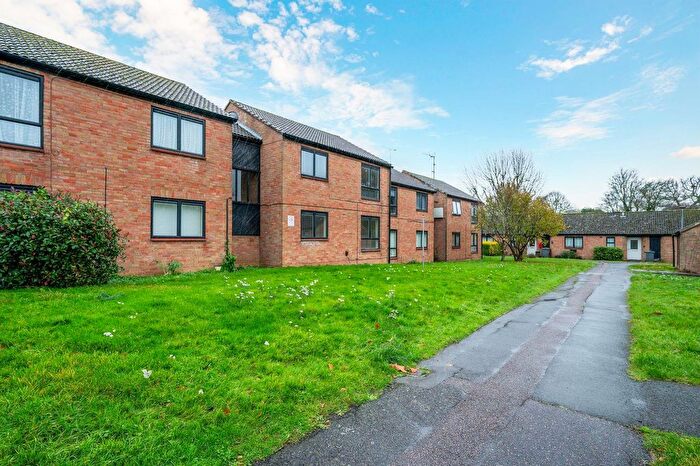 1 Bedroom Flat For Sale In Blakeney Road, Stevenage, SG1