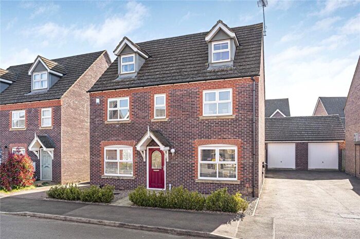 5 Bedroom Detached House For Sale In Sandy Hill Lane, Moulton, Northampton, Northamptonshire, NN3