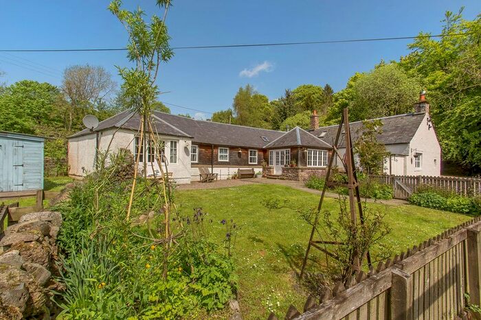3 Bedroom Cottage For Sale In Bamff Road, Alyth, Blairgowrie, PH11