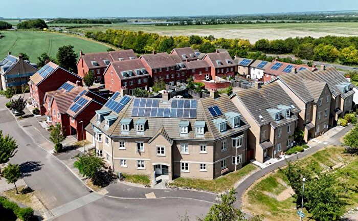 2 Bedroom Flat For Sale In Sassoon Drive, Royston, SG8