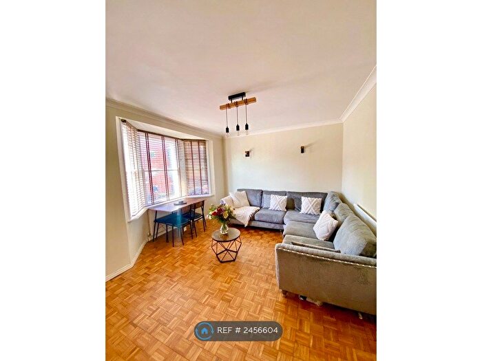 1 Bedroom Flat To Rent In Roedale Road, Brighton, BN1