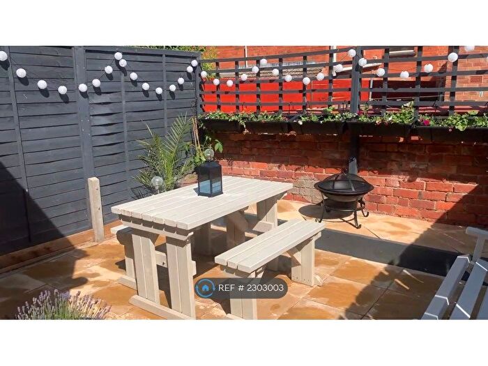 3 Bedroom Terraced House To Rent In Poole Street, Northampton, NN1