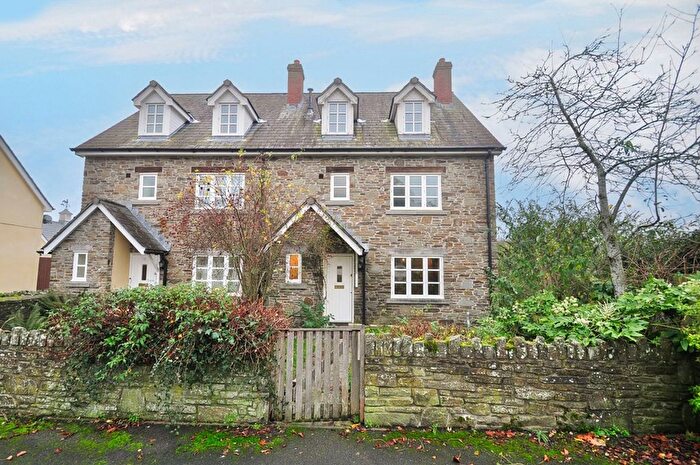 4 Bedroom Property To Rent In The Orchard, Clyro, HR3