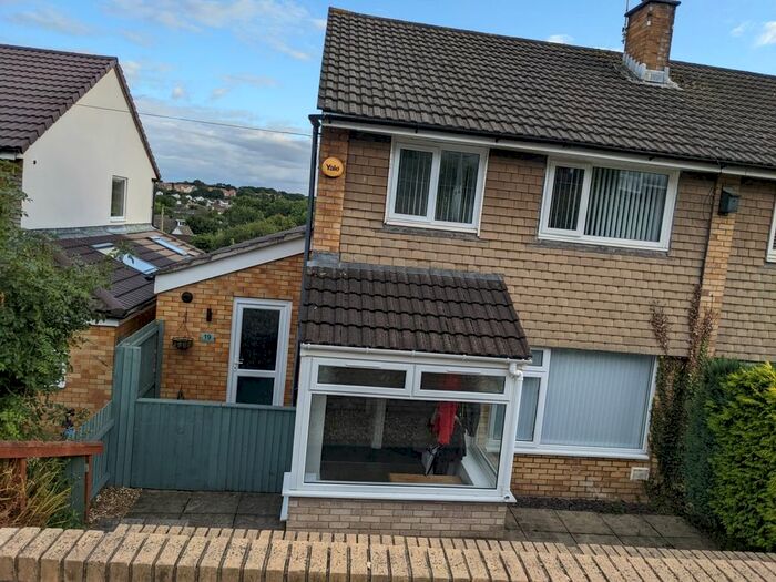 4 Bedroom Semi-Detached House To Rent In St Davids Avenue, Dinas Powys, Vale Of Glamorgan, CF64